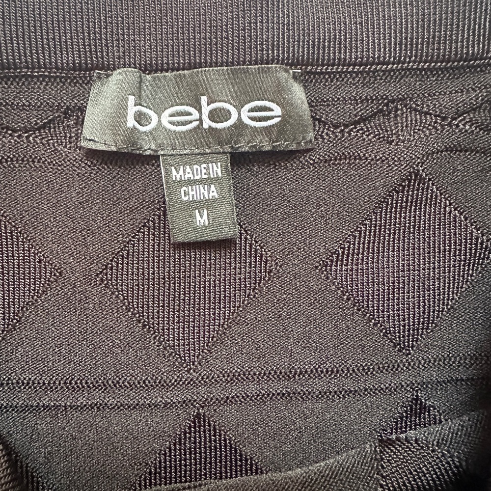 Bebe Black Textured A-Line Mini Skirt | Satin | Sz Medium | Y2K | Vintage - Picture 2 of 6